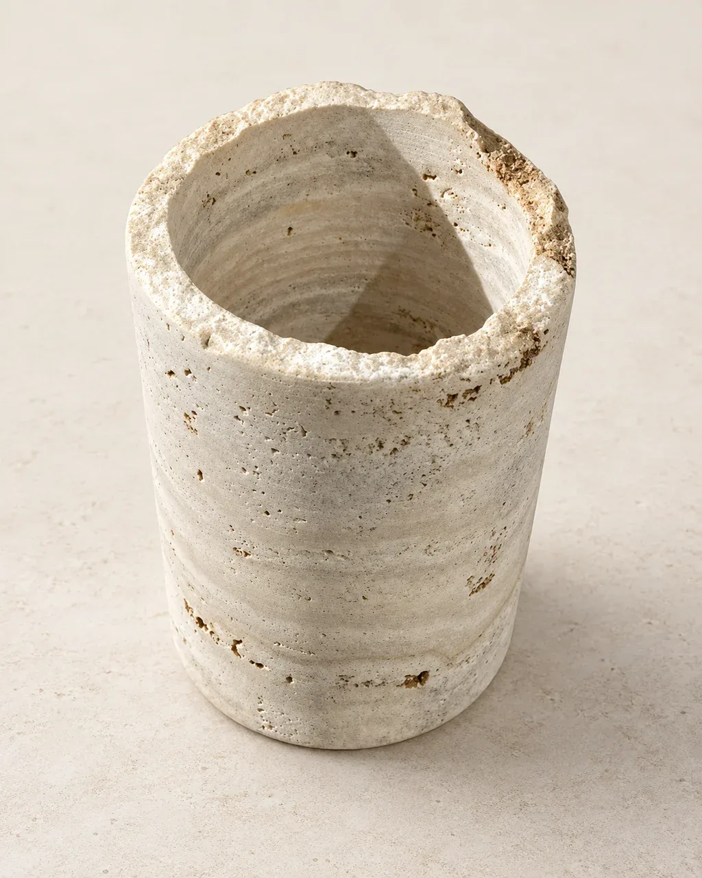 Natural-Edge Planter — Studio rendering